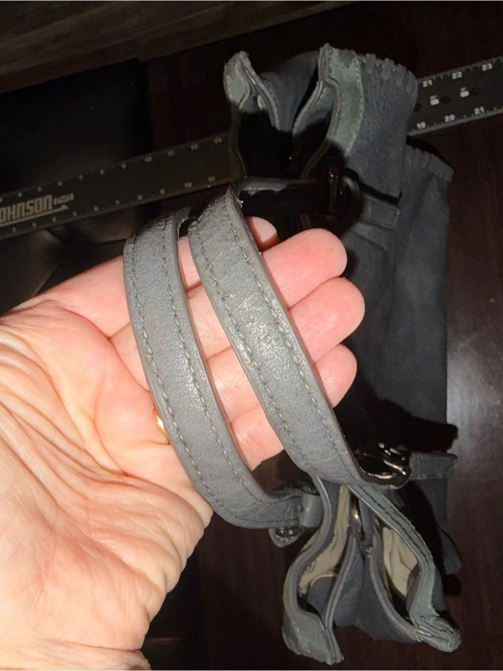 Moda Luxe Gray Leather Tote w/ Whipstitch*inner trap piling w/ long replacement